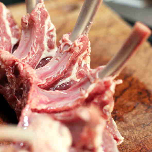 Daging kambing halal di Bern